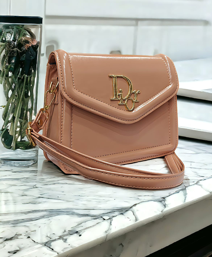 "Dior Box Handbag – Elegant, Modern & Timeless"