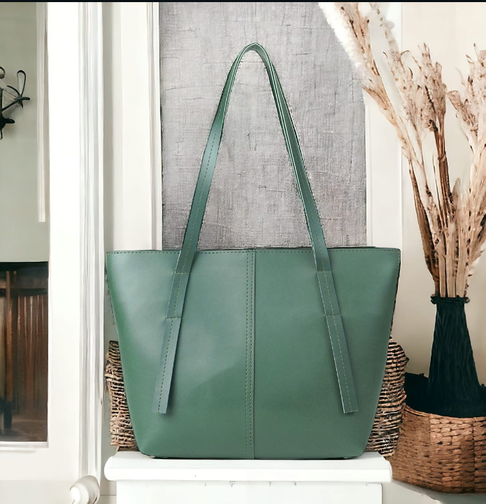 "Elegant Apple Tote Handbag – Stylish & Functional Carryall"